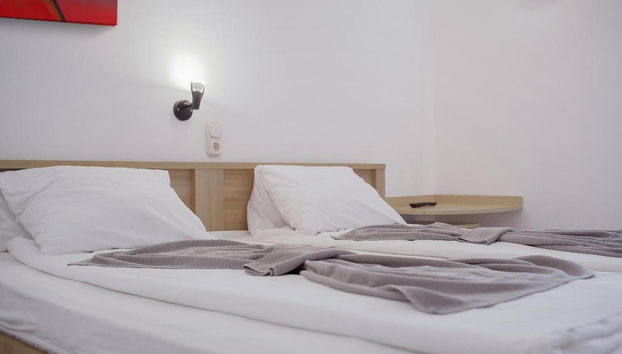 Hotel Platan Zamárdi Dış mekan fotoğraf