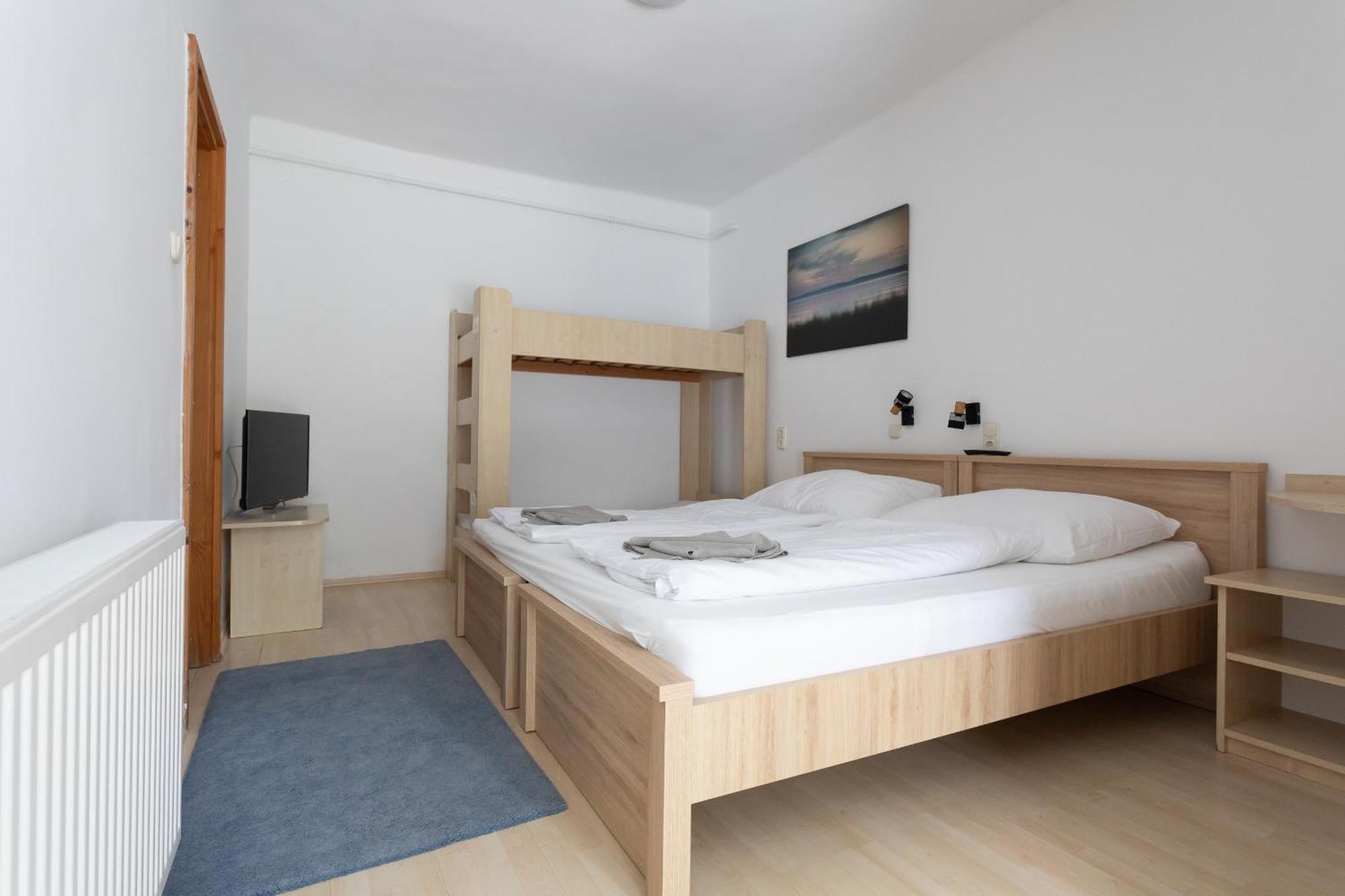Hotel Platan Zamárdi Dış mekan fotoğraf