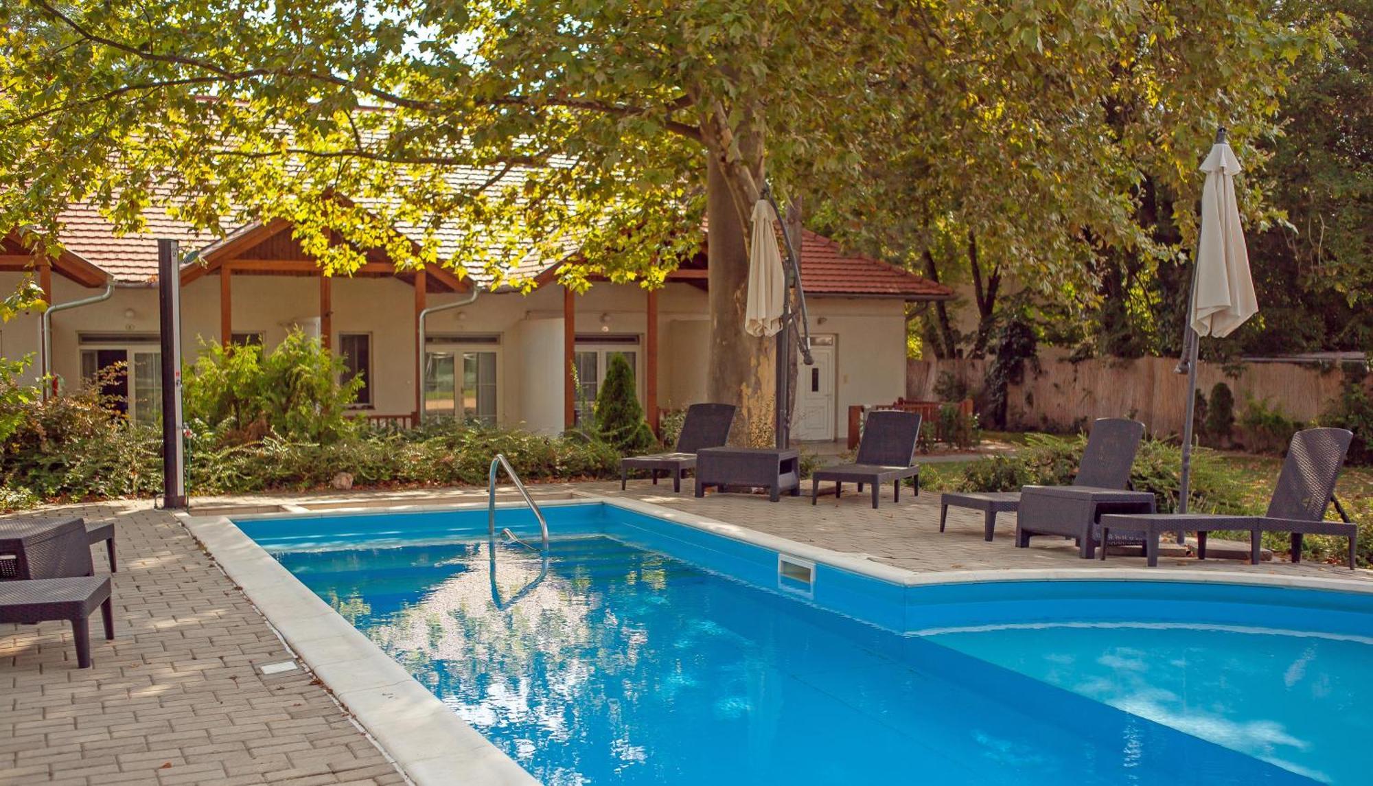 Hotel Platan Zamárdi Dış mekan fotoğraf